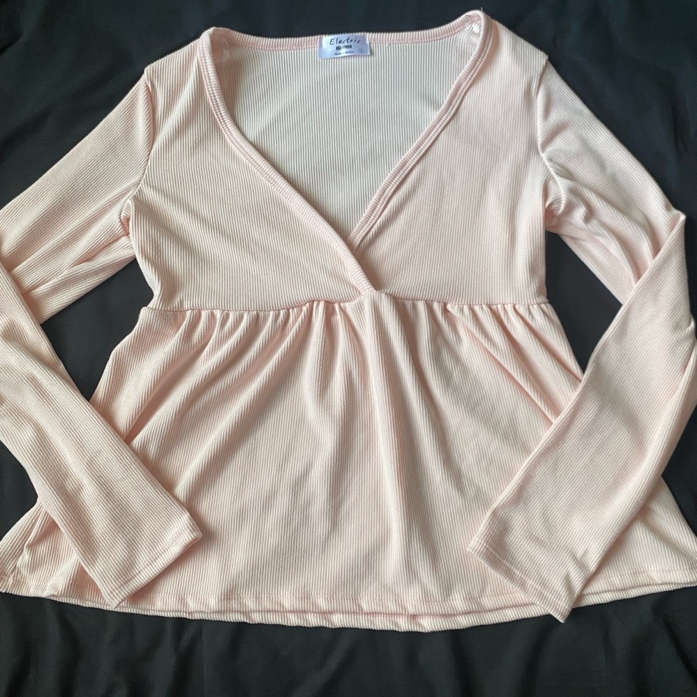SOLD!! | Light Pink Long Sleeve Top